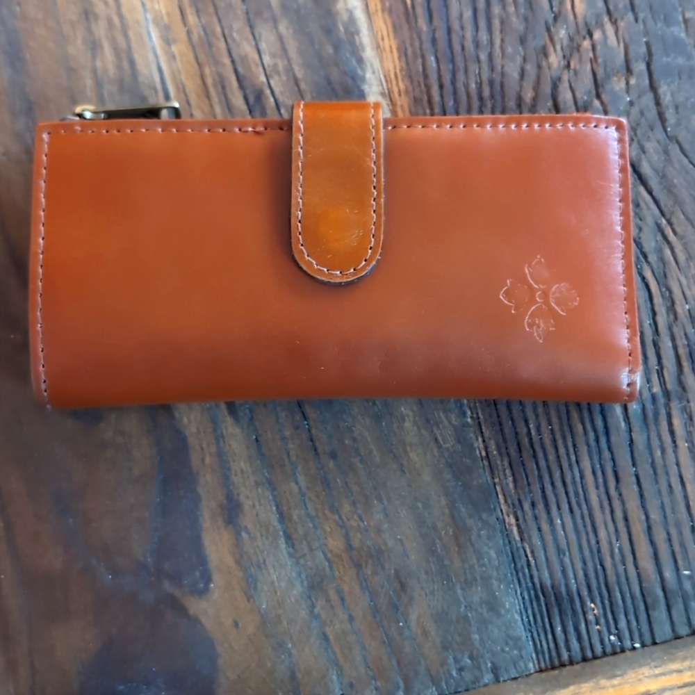 Patricia Nash Tan Leather Women's Wallet